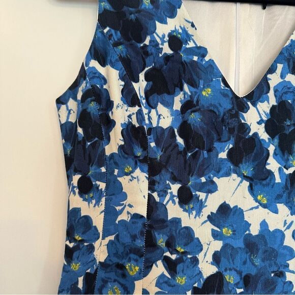 Prabal Gurung Blue and White Floral Sleeveless Dress - Size Medium. A-Line dress - Picture 7 of 10